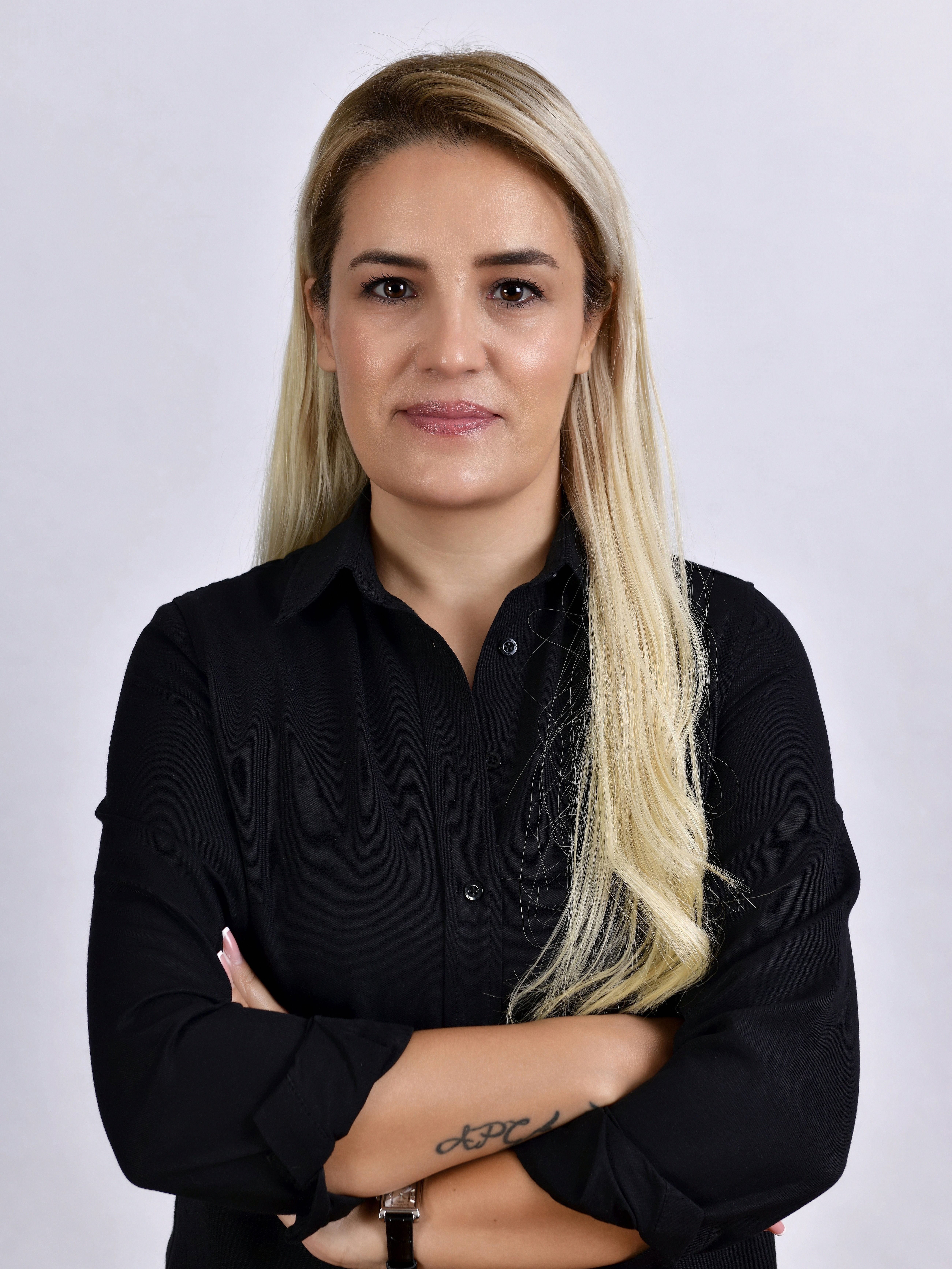 PERVİN GÜNEŞ